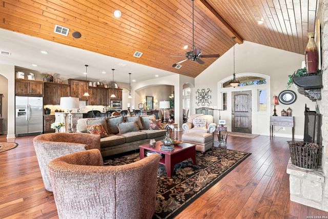116 Peppergrass Drive, Spring Branch, TX 78070