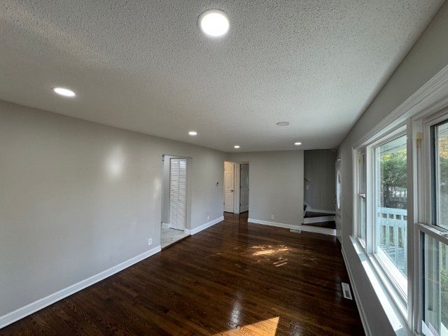 54 Mionske Drive, Lake Zurich, IL 60047