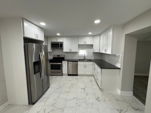 54 Mionske Drive, Lake Zurich, IL 60047