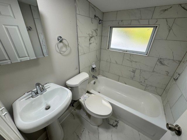 54 Mionske Drive, Lake Zurich, IL 60047