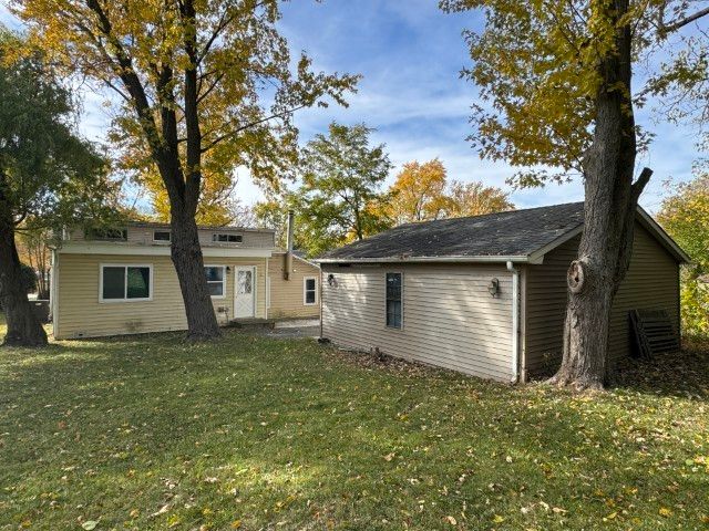 54 Mionske Drive, Lake Zurich, IL 60047