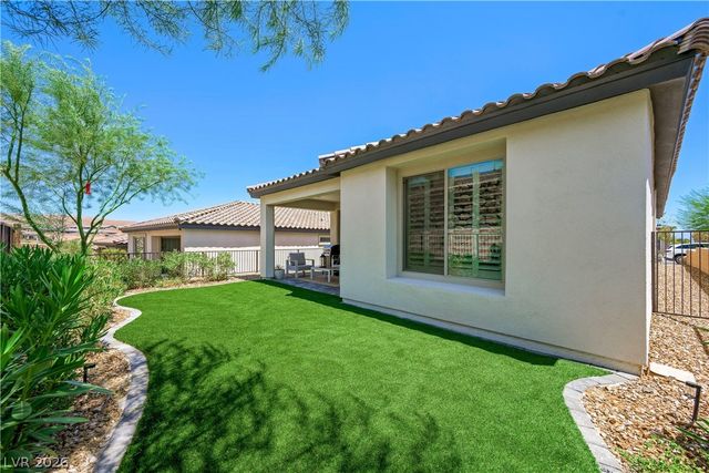 69 Stone Bluff Lane, Henderson, NV 89011