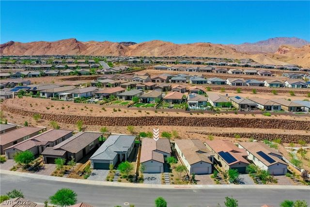 69 Stone Bluff Lane, Henderson, NV 89011