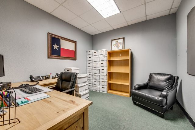 400 E Centre Park Boulevard 101, Desoto, TX 75115