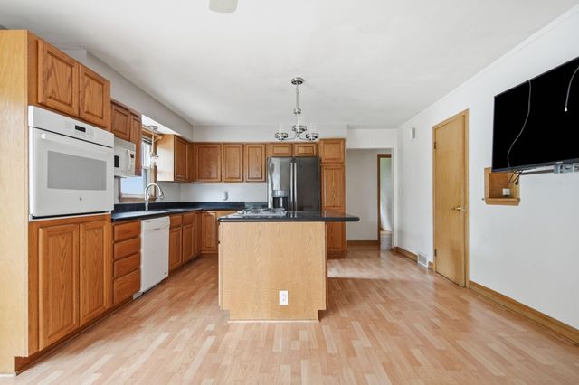 1918 Delaware Avenue, West Saint Paul, MN 55118