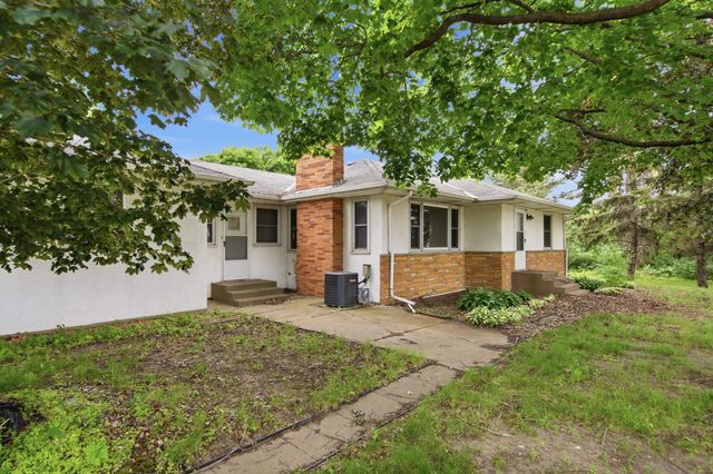 1918 Delaware Avenue, West Saint Paul, MN 55118
