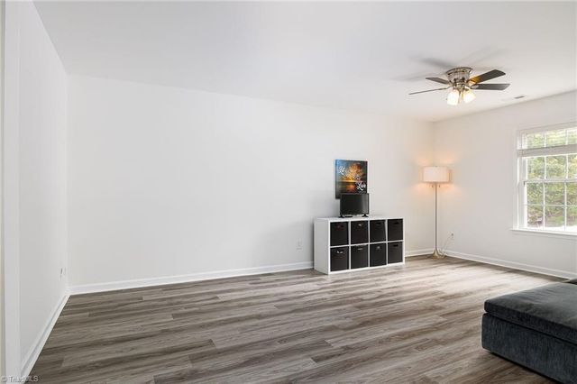 2938 Lashmit Drive, Winston-salem, NC 27103