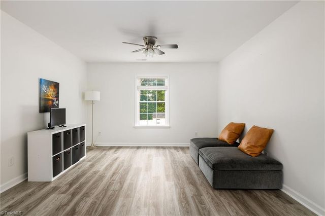 2938 Lashmit Drive, Winston-salem, NC 27103