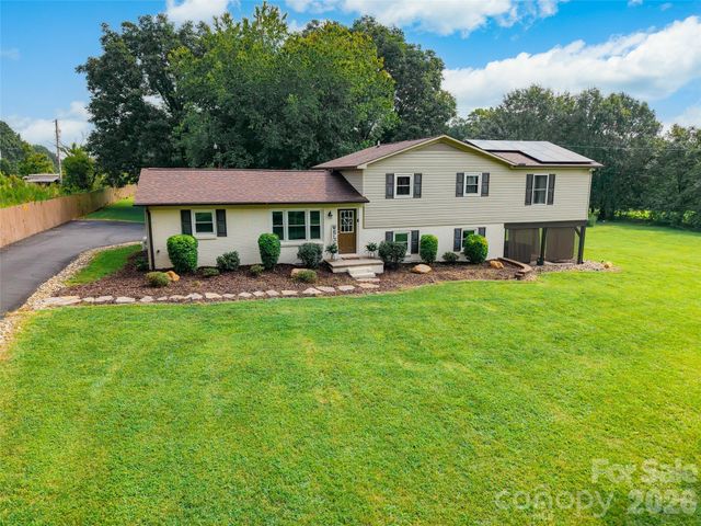6060 Lineberger Road, Sherrills Ford, NC 28673