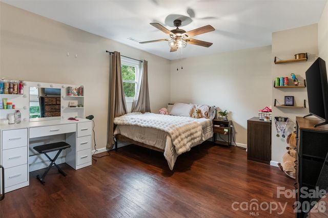 6060 Lineberger Road, Sherrills Ford, NC 28673