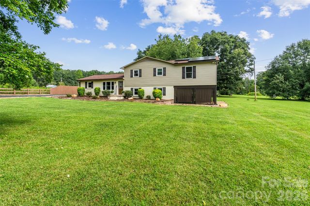 6060 Lineberger Road, Sherrills Ford, NC 28673