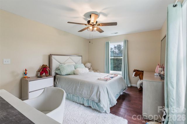 6060 Lineberger Road, Sherrills Ford, NC 28673