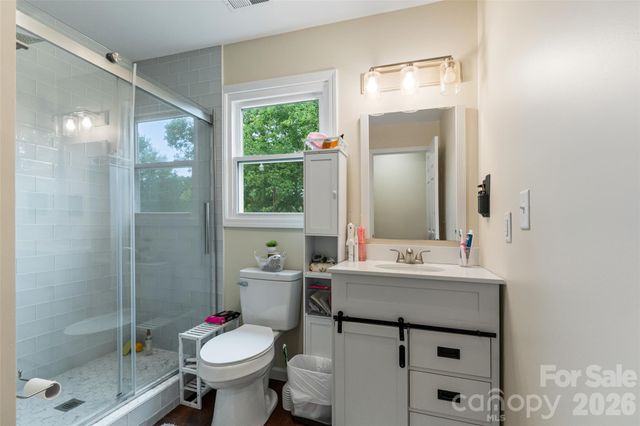 6060 Lineberger Road, Sherrills Ford, NC 28673