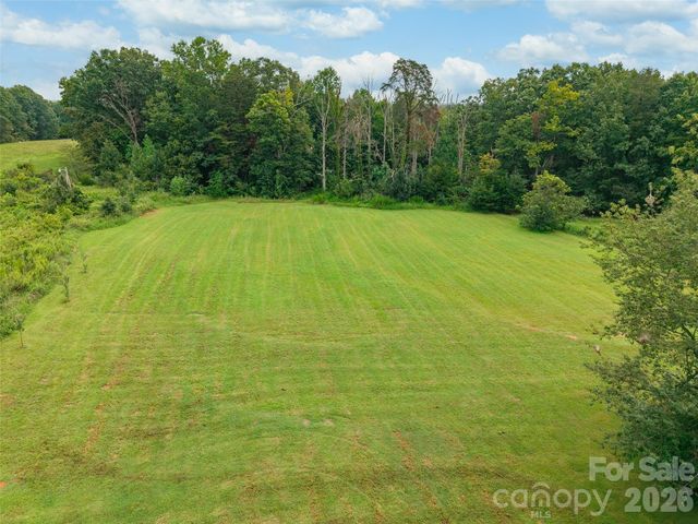 6060 Lineberger Road, Sherrills Ford, NC 28673