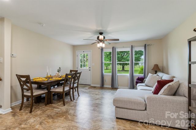 6060 Lineberger Road, Sherrills Ford, NC 28673