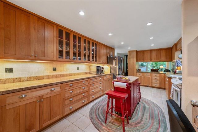15188 N Bloomfield Rd, Nevada City, CA 95959