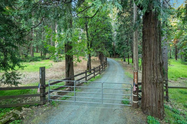 15188 N Bloomfield Rd, Nevada City, CA 95959