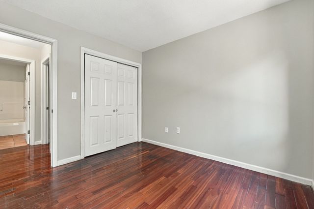 88 Bailey St 88, Stoughton, MA 02072