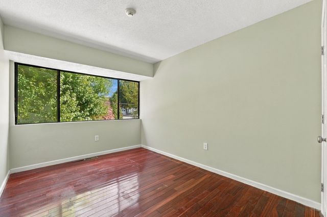 88 Bailey St 88, Stoughton, MA 02072