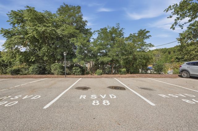 88 Bailey St 88, Stoughton, MA 02072