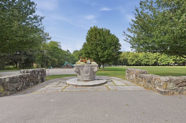 88 Bailey St 88, Stoughton, MA 02072