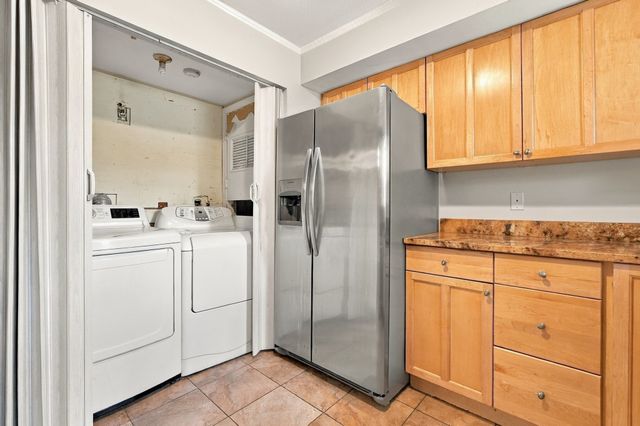 88 Bailey St 88, Stoughton, MA 02072