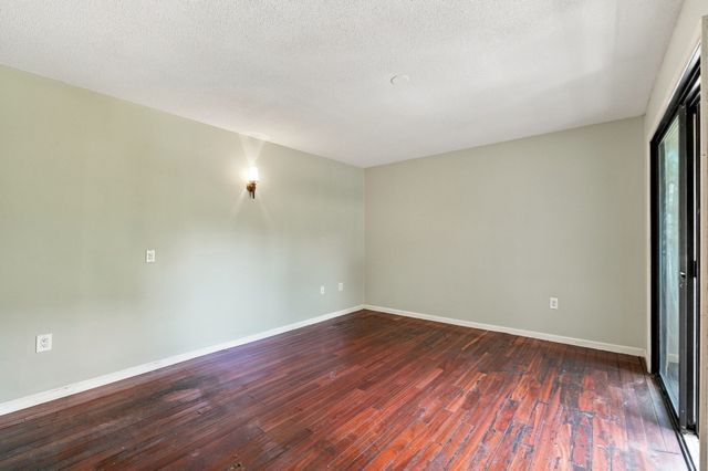 88 Bailey St 88, Stoughton, MA 02072