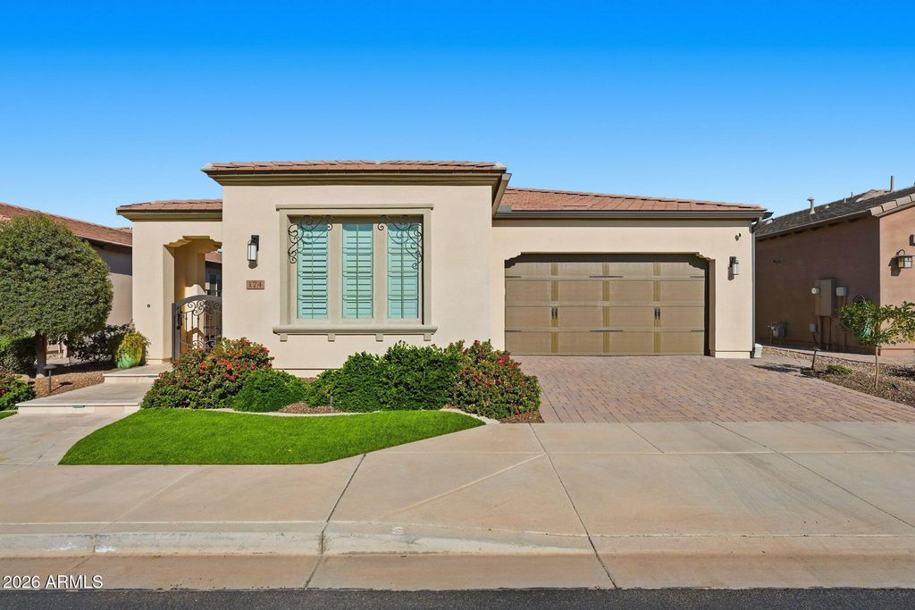 Image 1 of property listing at 174 E LEVERENZ Avenue, Queen Creek, AZ 85140