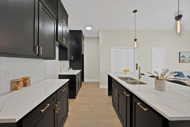 817 Stamps Avenue, Fort Worth, TX 76114