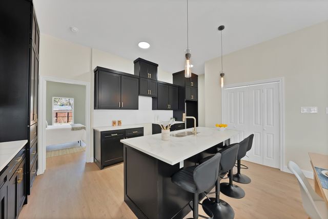 817 Stamps Avenue, Fort Worth, TX 76114