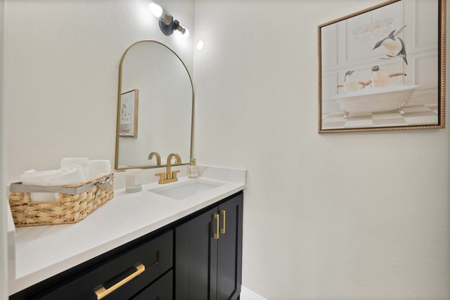 817 Stamps Avenue, Fort Worth, TX 76114