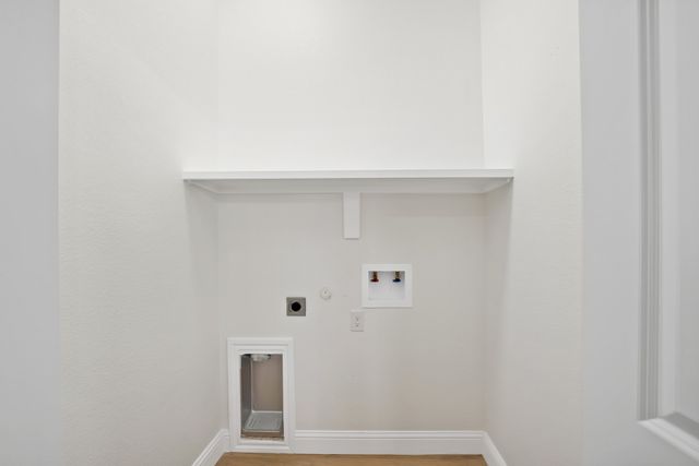 817 Stamps Avenue, Fort Worth, TX 76114