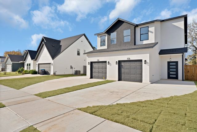 817 Stamps Avenue, Fort Worth, TX 76114