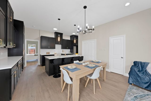 817 Stamps Avenue, Fort Worth, TX 76114