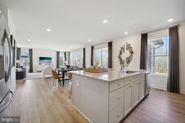 5442 NEWPORT CIR, White Plains, MD 20695