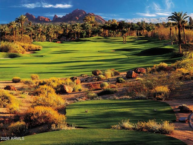 4849 N CAMELBACK RIDGE Drive A404, Scottsdale, AZ 85251