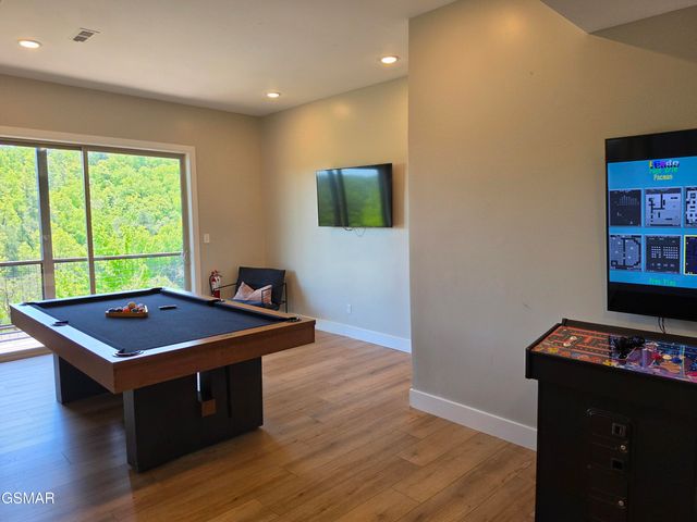 2955 Lightning Strike Drive, Sevierville, TN 37876