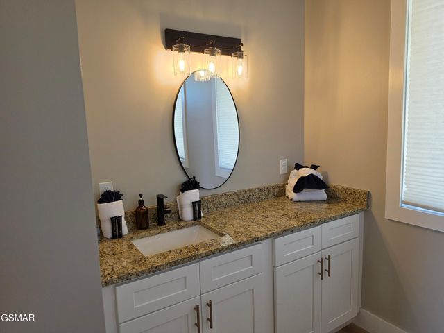 2955 Lightning Strike Drive, Sevierville, TN 37876