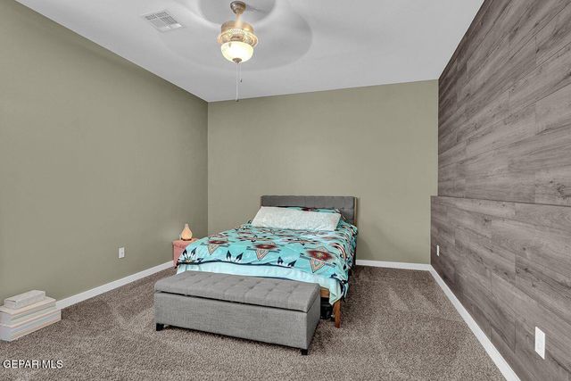 153 VIA ROJAS Drive, Horizon City, TX 79928