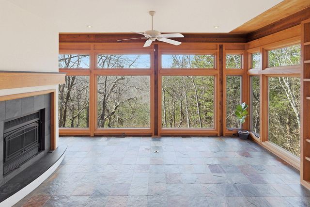 11970 S RTE N, Columbia, MO 65203