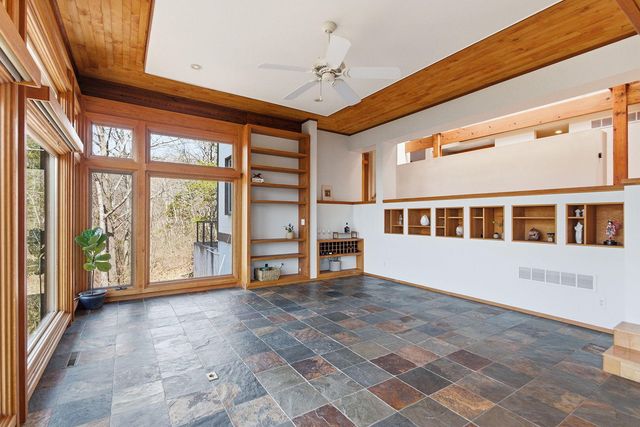 11970 S RTE N, Columbia, MO 65203