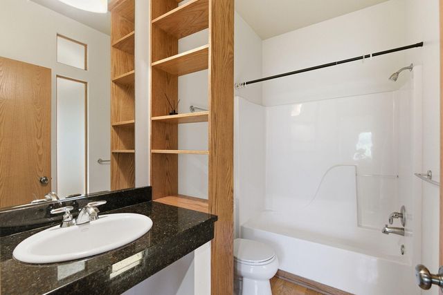 11970 S RTE N, Columbia, MO 65203