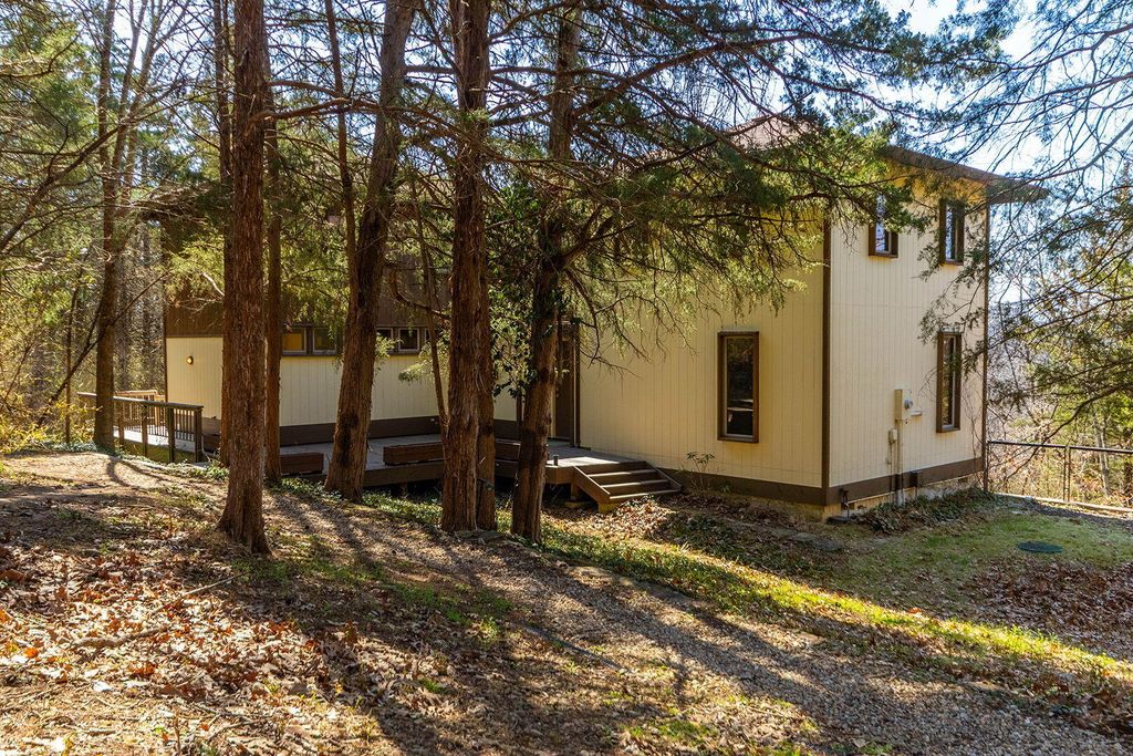 11970 S RTE N, Columbia, MO 65203