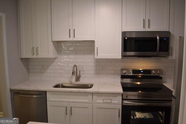 5066 Woodridge Way, Tucker, GA 30084