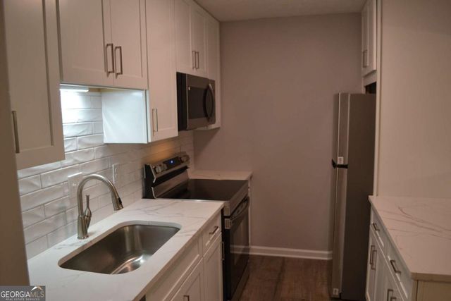 5066 Woodridge Way, Tucker, GA 30084