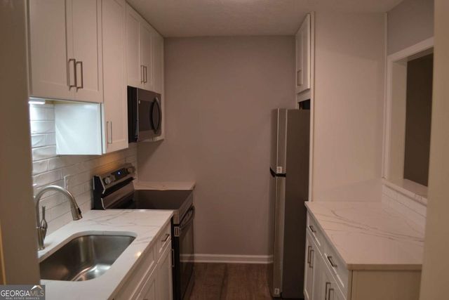 5066 Woodridge Way, Tucker, GA 30084