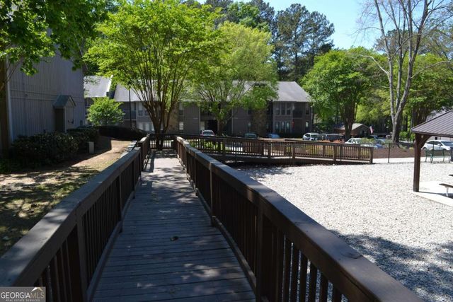 5066 Woodridge Way, Tucker, GA 30084