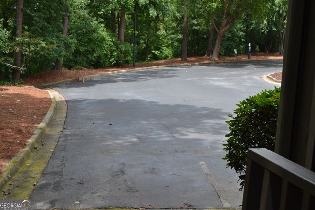 5066 Woodridge Way, Tucker, GA 30084