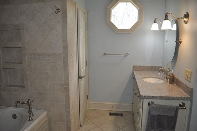 731 Hidden Lakes Trail, Jefferson, GA 30549