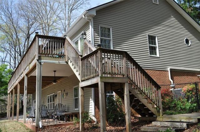 731 Hidden Lakes Trail, Jefferson, GA 30549